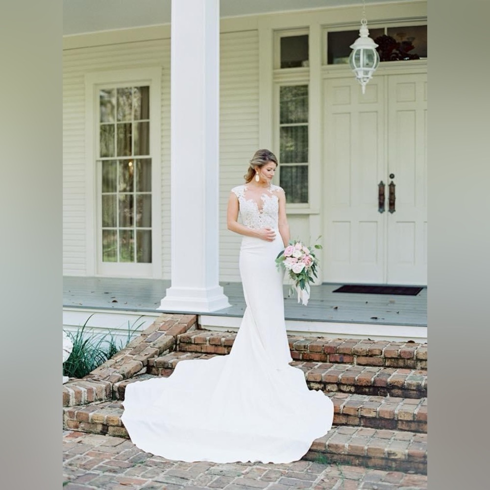 Pronovias Atelier Vicenta Wedding Dress